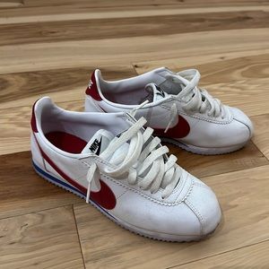 Original Cortez Sneakers. Size 8 Women’s.